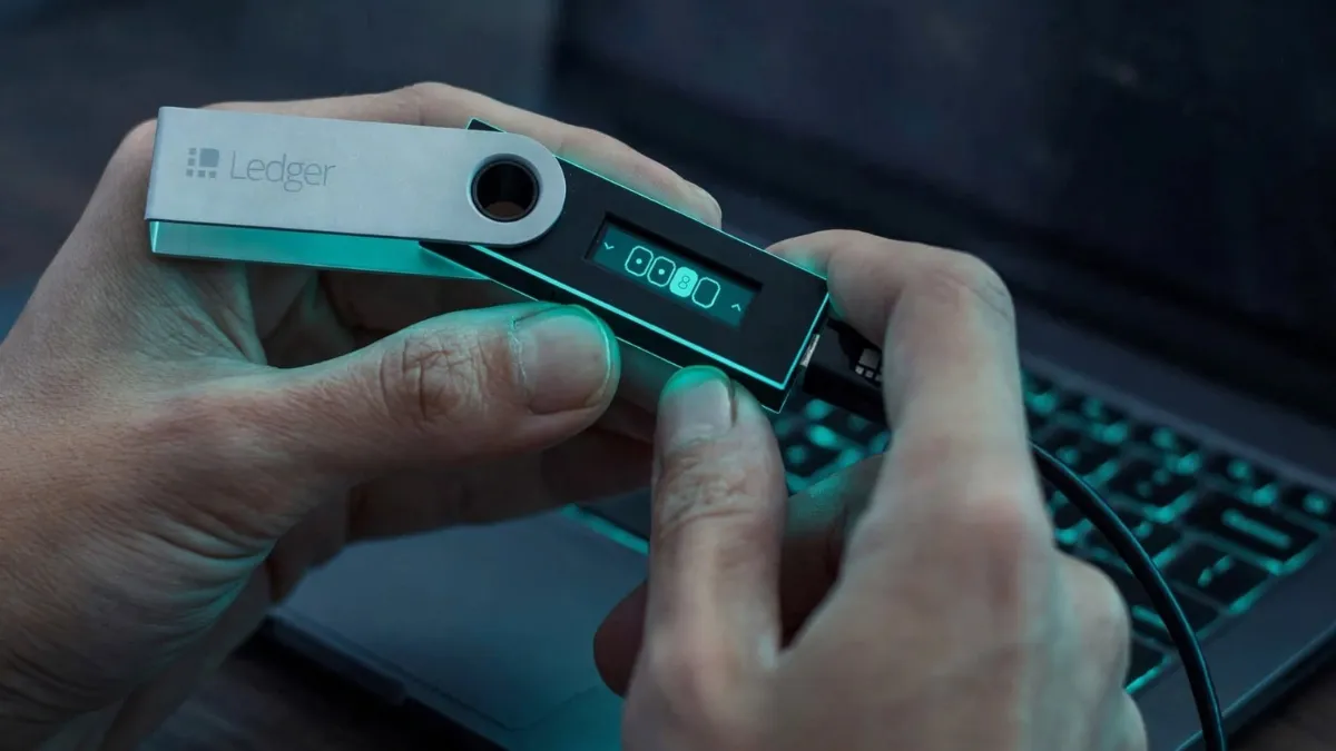 weirdwealth.io | Hardware Crypto Wallets: How They Work, What to Compare, and How to Choose One Setting up a hardware crypto wallet securely